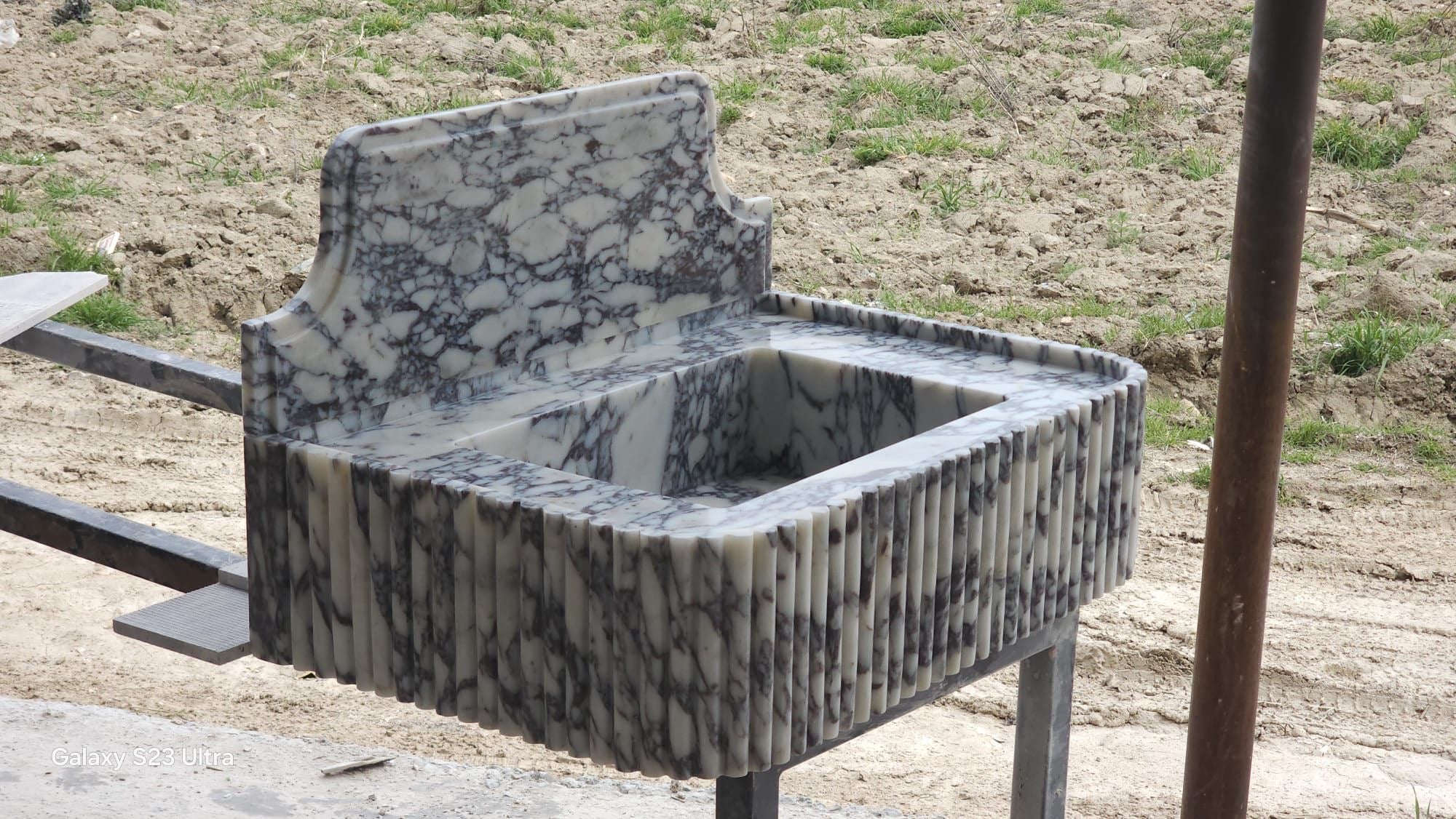 Calacatta Viola Fluted Design Bathroom Sink