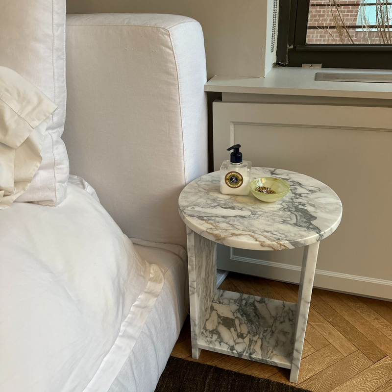 Elegant Calacatta Marble Side Table - Marble & Home